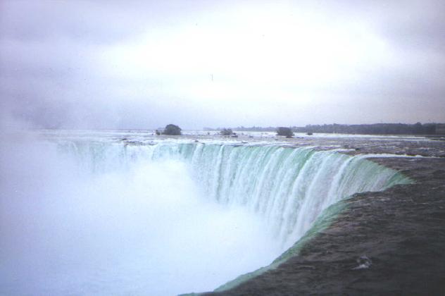falls5.jpg (20950 bytes)